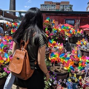 Meet your Posher, Jenny